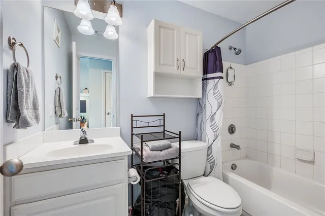 $189,500 | 1725 Harvey Mitchell Parkway South, Unit 2433, College Station, TX 77840