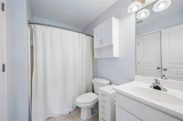 $189,500 | 1725 Harvey Mitchell Parkway South, Unit 2433, College Station, TX 77840