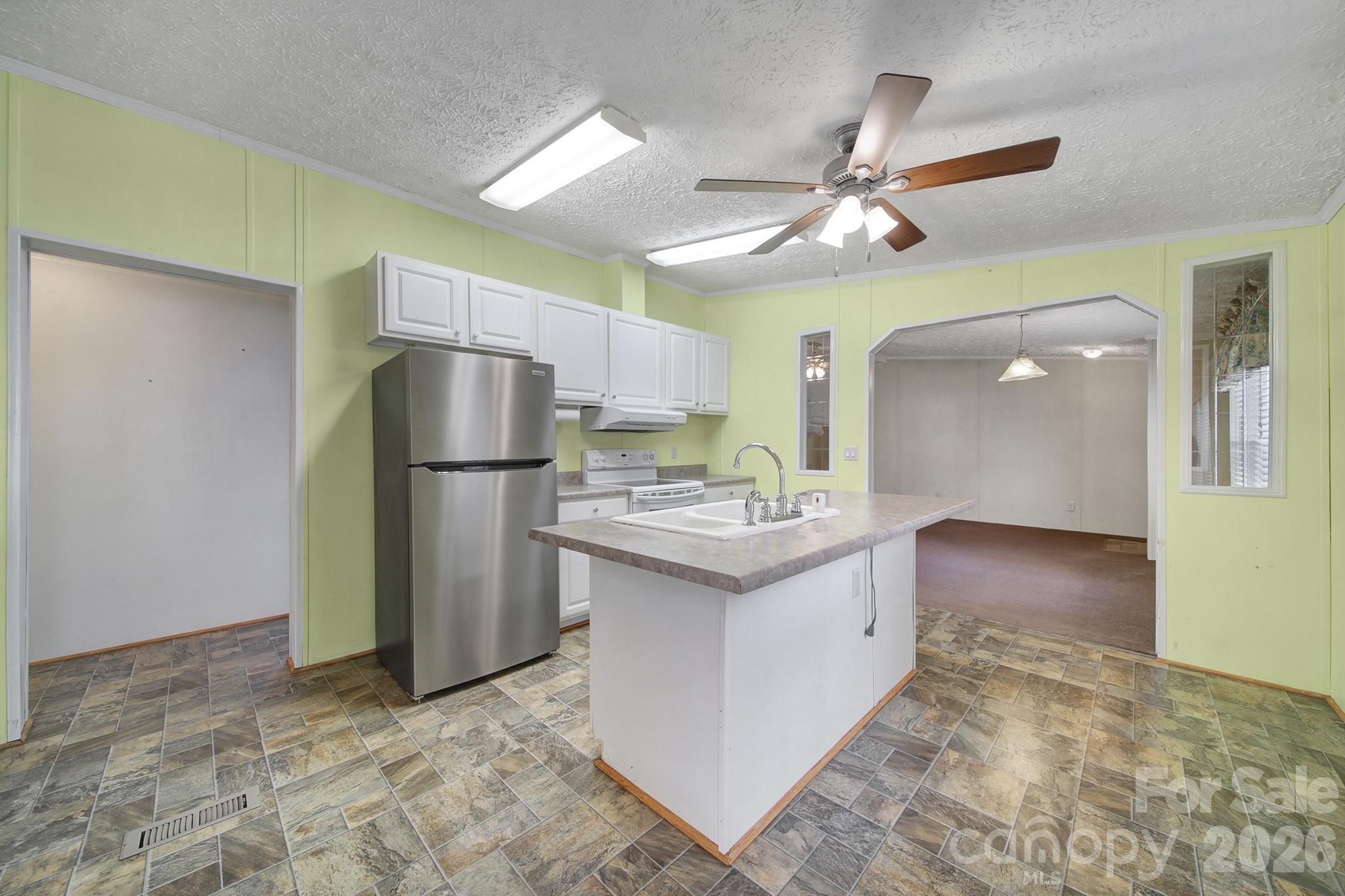 2236 White Heron Road Liberty Hill, SC 29074 - Photo 8 of 46