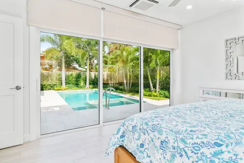 $1,999,000 | 230 Santa Lucia Drive, West Palm Beach, FL 33405