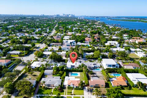 $1,999,000 | 230 Santa Lucia Drive, West Palm Beach, FL 33405