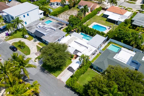 $1,999,000 | 230 Santa Lucia Drive, West Palm Beach, FL 33405