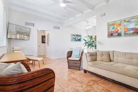 $1,999,000 | 230 Santa Lucia Drive, West Palm Beach, FL 33405