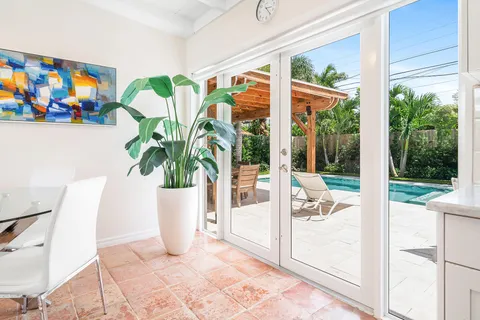 $1,999,000 | 230 Santa Lucia Drive, West Palm Beach, FL 33405