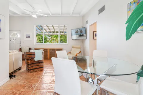 $1,999,000 | 230 Santa Lucia Drive, West Palm Beach, FL 33405