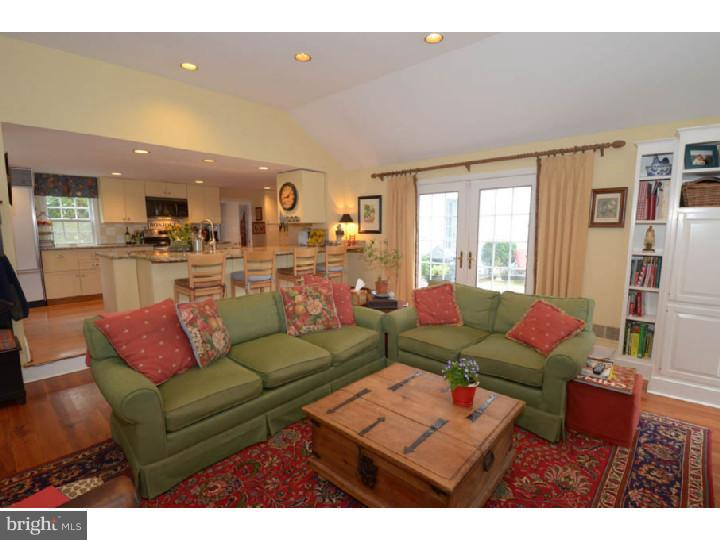 452 West Valley Road Wayne, PA 19087 - Photo 10 of 25 Family Room
