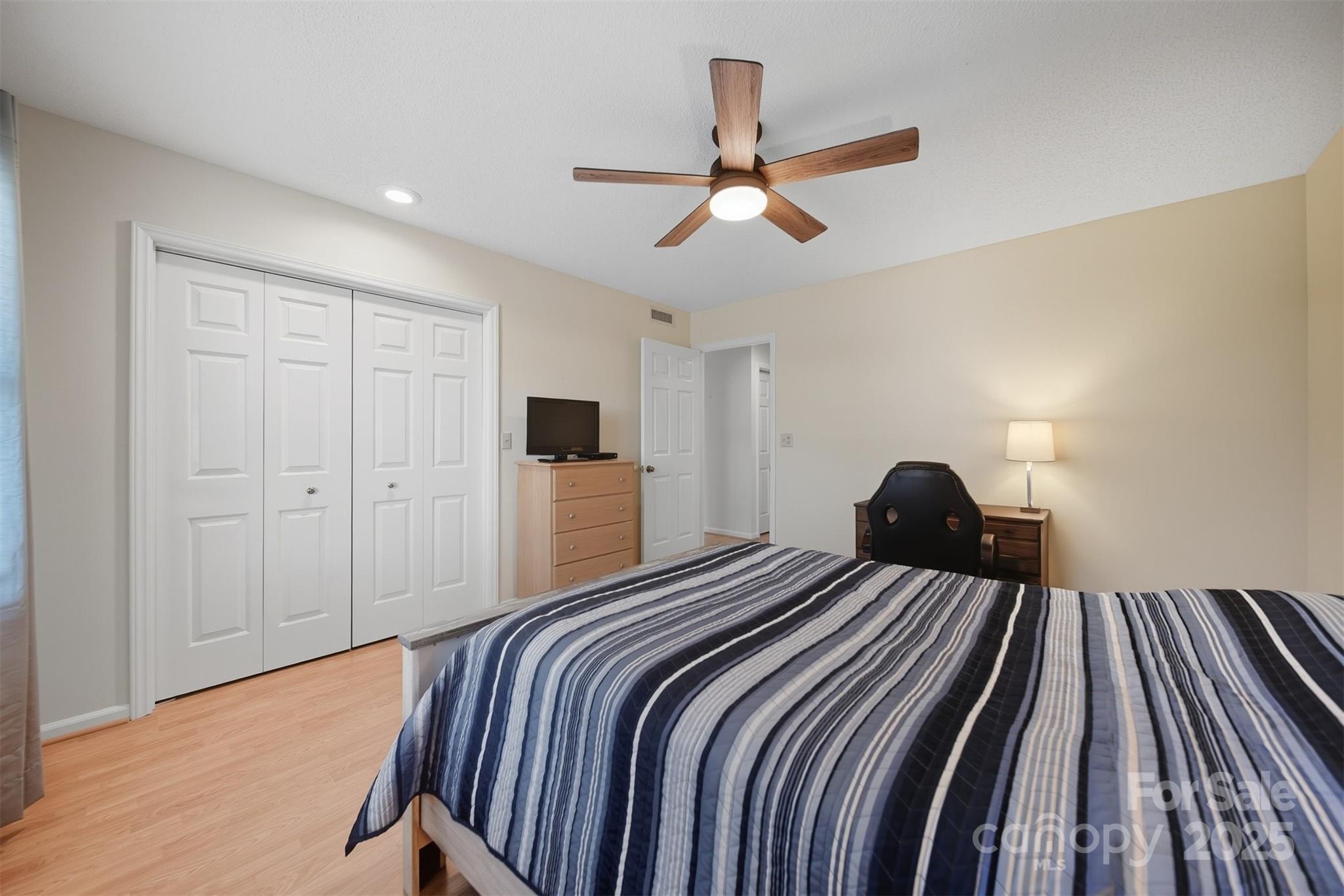717 21st Avenue Northeast Hickory, NC 28601 - Photo 18 of 26 Gallery Image 18