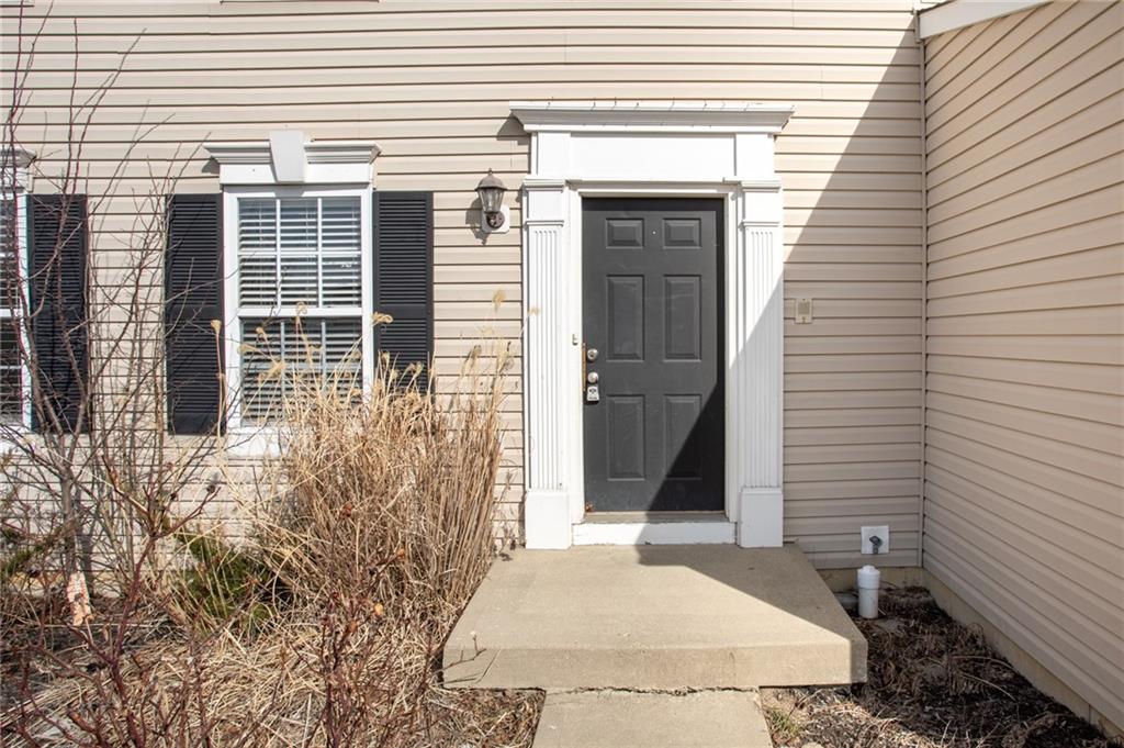 8504 Bravestone Way Indianapolis, IN 46239 - Photo 4 of 35