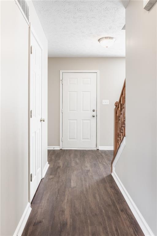 8504 Bravestone Way Indianapolis, IN 46239 - Photo 5 of 35
