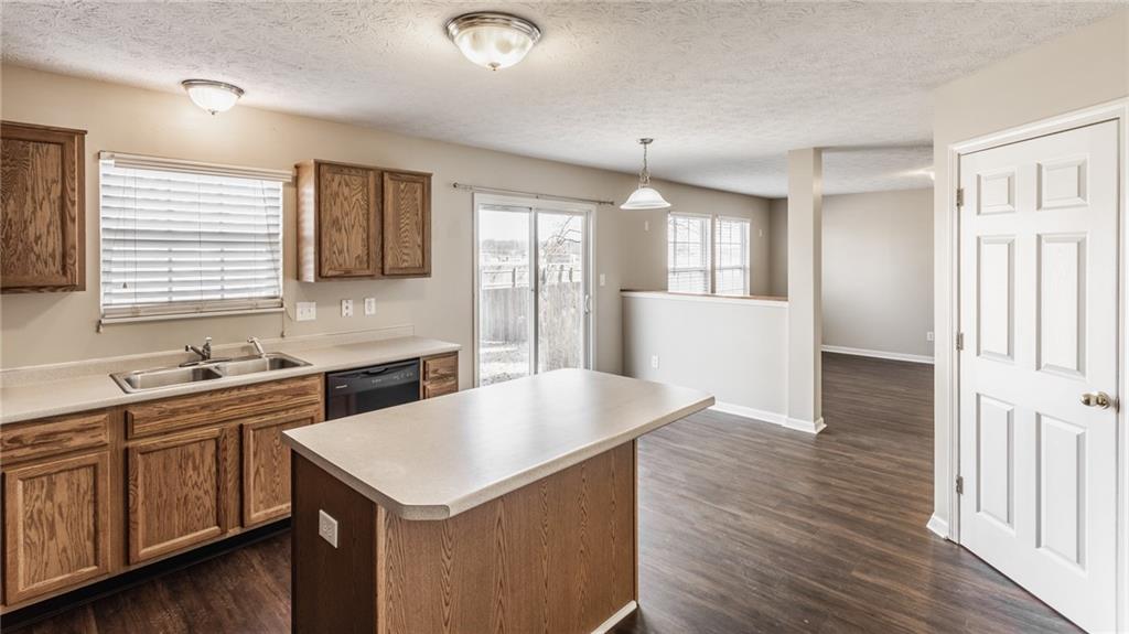 8504 Bravestone Way Indianapolis, IN 46239 - Photo 10 of 35