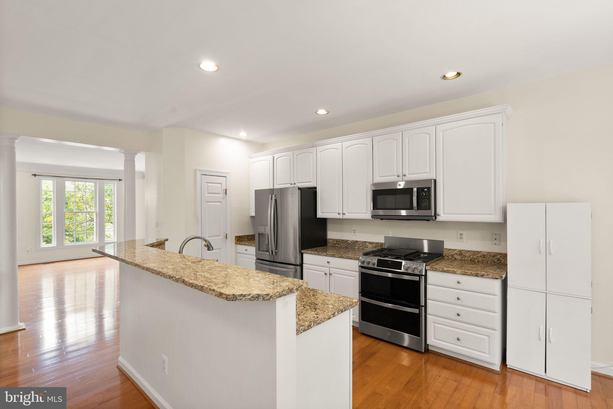 6635 Debra Lu Way Springfield, VA 22150 - Photo 12 of 44