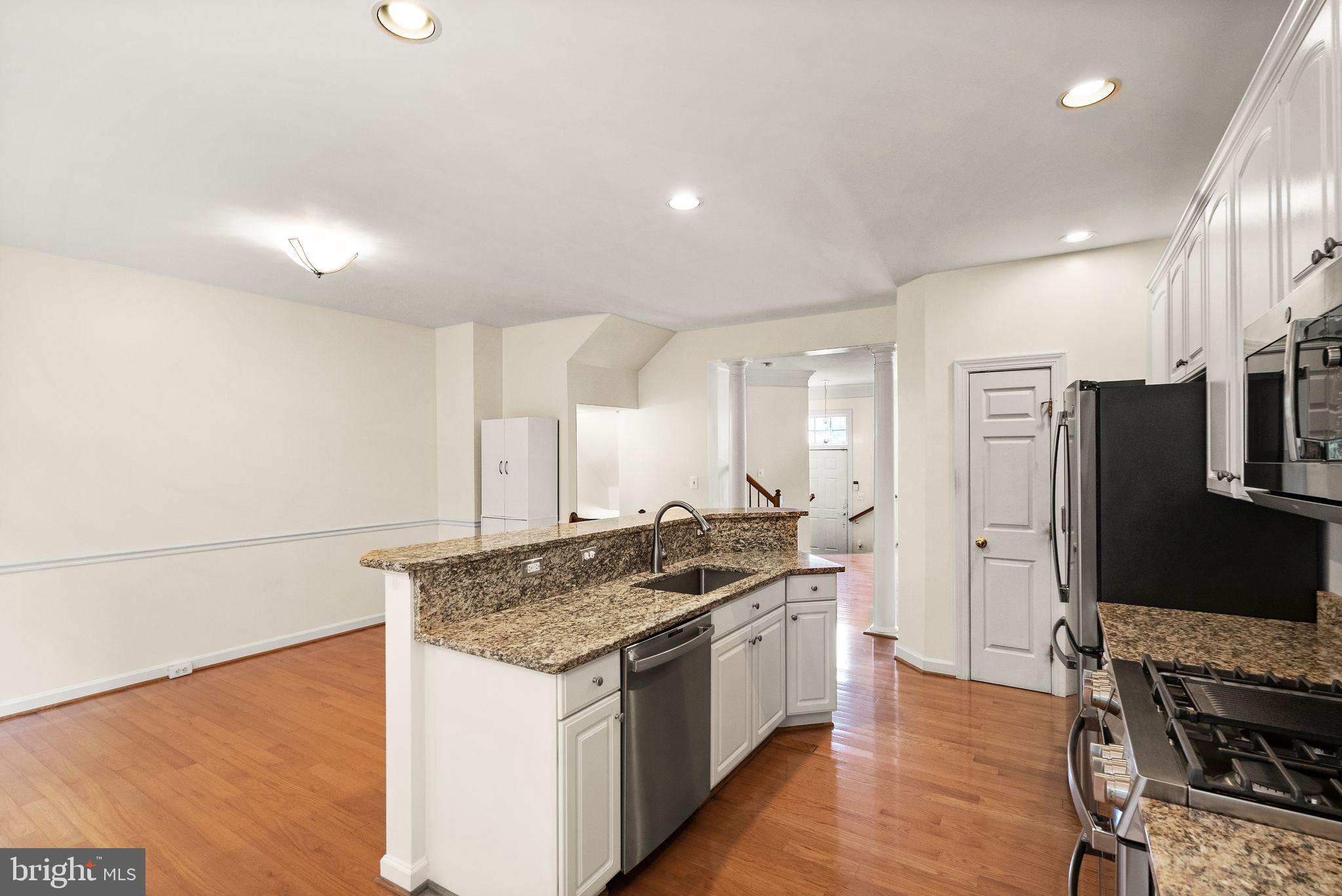 6635 Debra Lu Way Springfield, VA 22150 - Photo 14 of 44