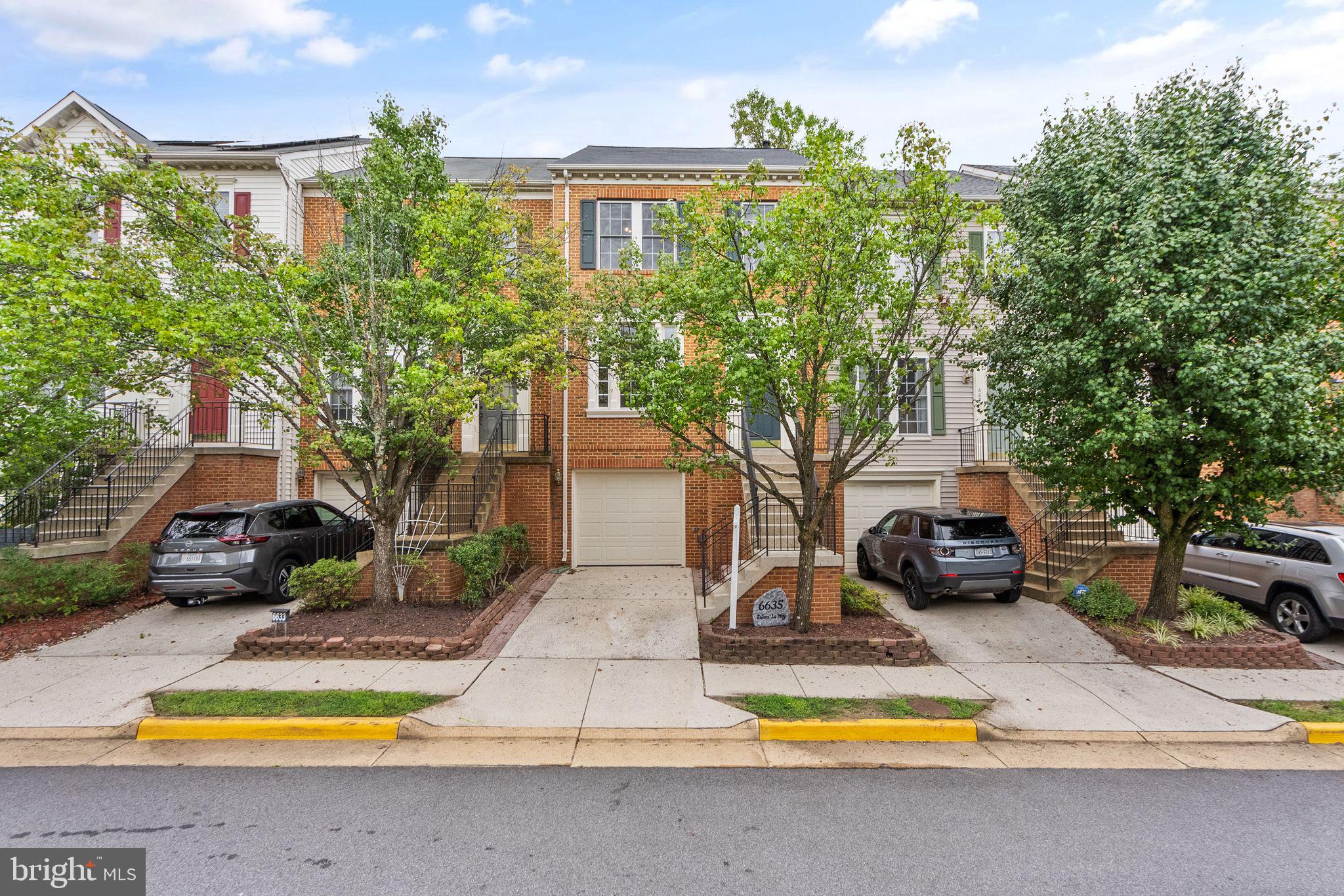 6635 Debra Lu Way Springfield, VA 22150 - Photo 2 of 44