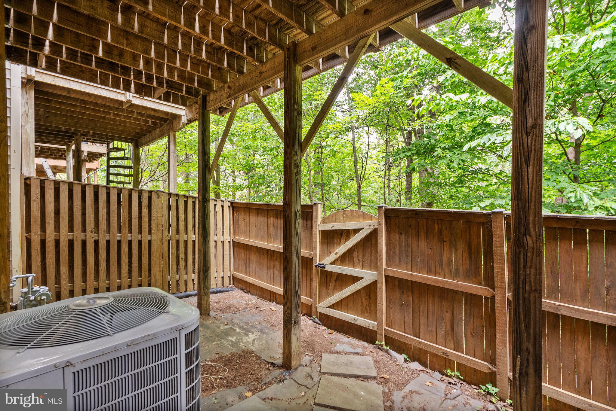 6635 Debra Lu Way Springfield, VA 22150 - Photo 42 of 44