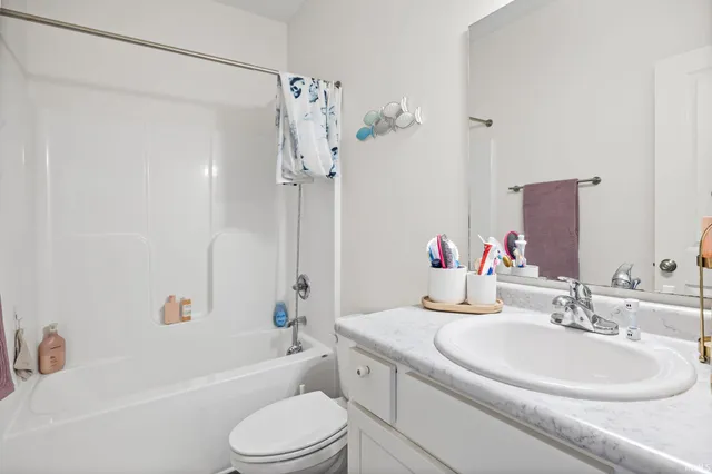 $319,900 | 215 Folkston Way, Lafayette, IN 47905