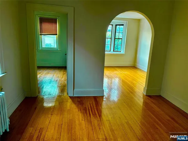 $1,150,000 | 516 Anderson Avenue, Cliffside Park, NJ 07010