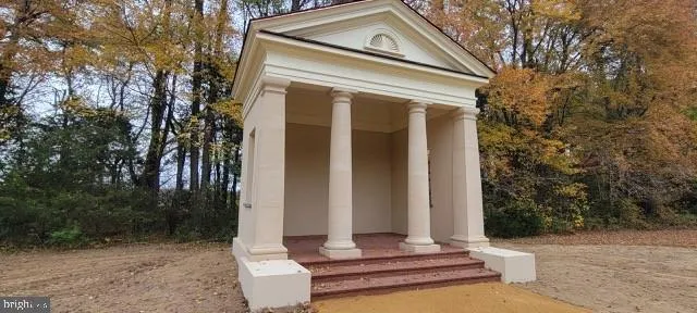 $9,000,000 | 23348 Tidewater Trail, Port Royal, VA 22535