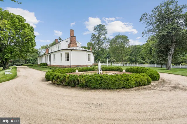 $9,000,000 | 23348 Tidewater Trail, Port Royal, VA 22535