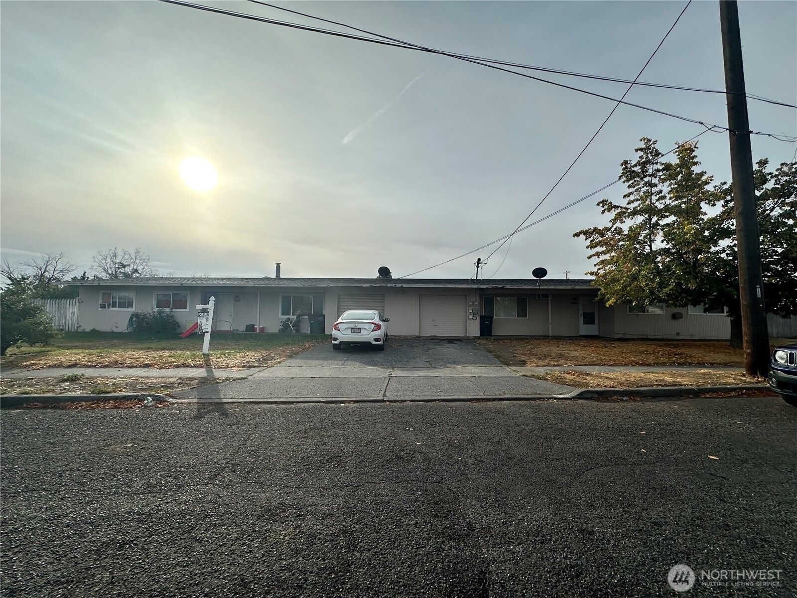 8958 Tinker Loop, Unit A & B Moses Lake, WA 98837 - Photo 3 of 4