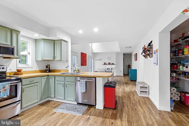 $879,000 | 1503 Grace Estates Drive, Catlett, VA 20119