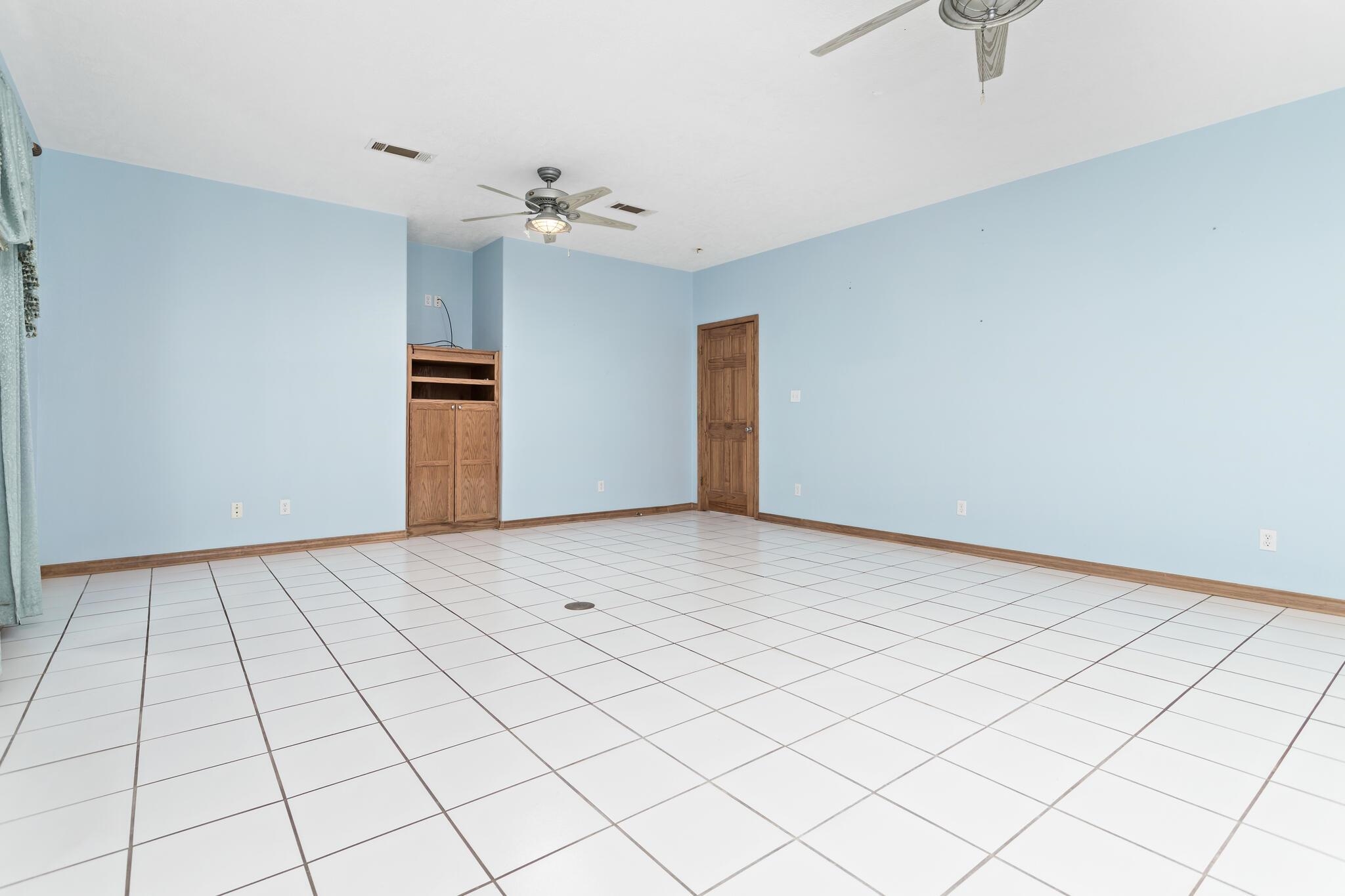 486 Parish Road Orange, TX 77632 - Photo 22 of 49