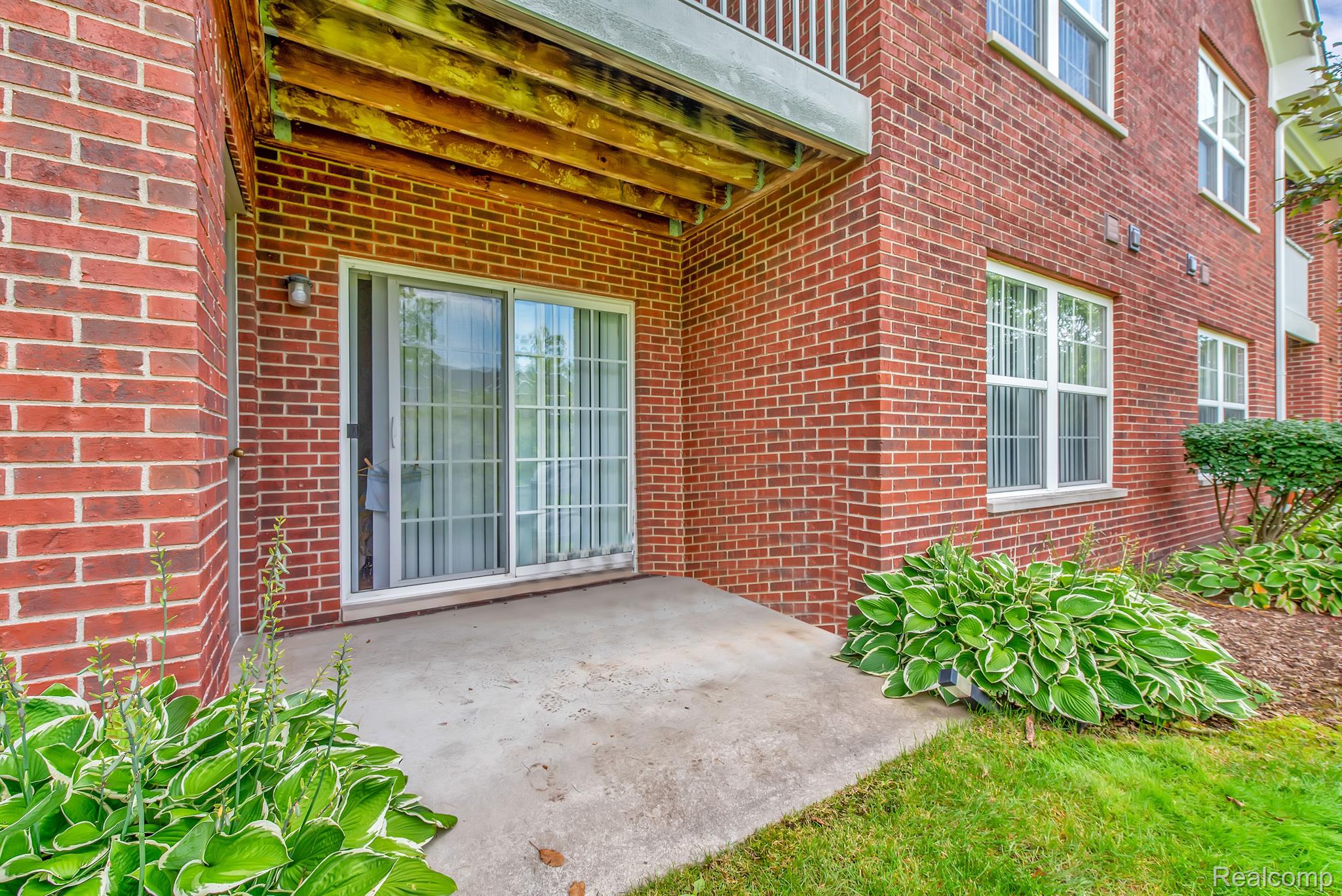 33558 Utica Road Fraser, MI 48026 - Photo 17 of 21 Gallery Image 17