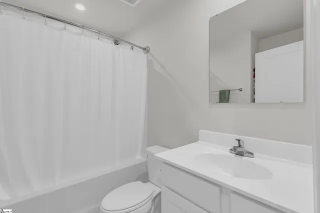 $206,800 | 106 Sproles Lane, Easley, SC 29642