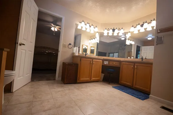 $299,900 | 6850 Hidden Brook Lane, Citrus Heights, CA 95621