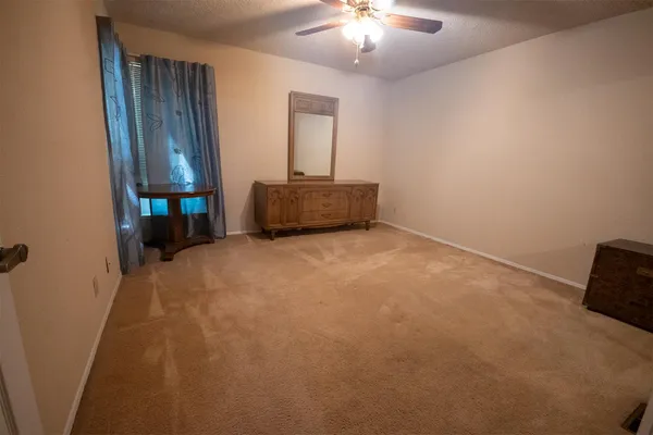 $299,900 | 6850 Hidden Brook Lane, Citrus Heights, CA 95621