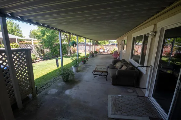 $299,900 | 6850 Hidden Brook Lane, Citrus Heights, CA 95621
