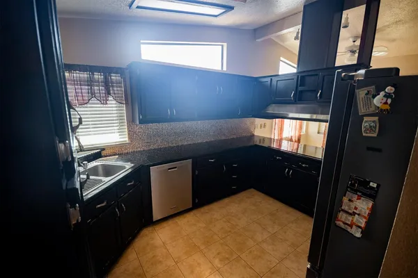 $299,900 | 6850 Hidden Brook Lane, Citrus Heights, CA 95621