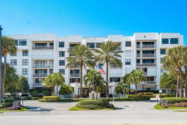$9,000 | 2860 South Ocean Boulevard, Unit 516, Palm Beach, FL 33480