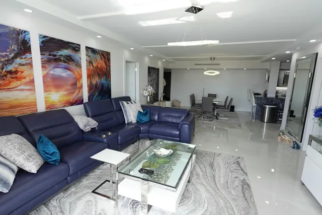 $9,000 | 2860 South Ocean Boulevard, Unit 516, Palm Beach, FL 33480