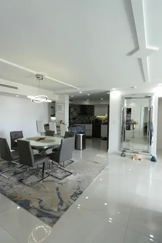 $9,000 | 2860 South Ocean Boulevard, Unit 516, Palm Beach, FL 33480