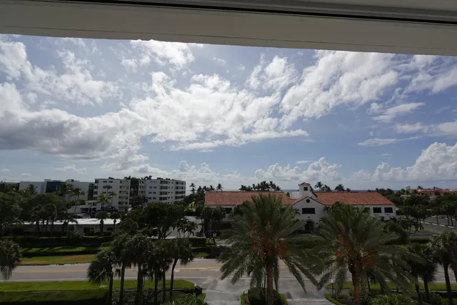 $9,000 | 2860 South Ocean Boulevard, Unit 516, Palm Beach, FL 33480