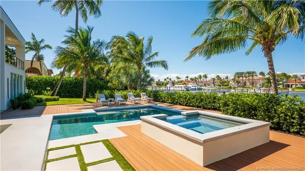 $11,500,000 | 6879 Southeast South Marina Way, Stuart, FL 34996