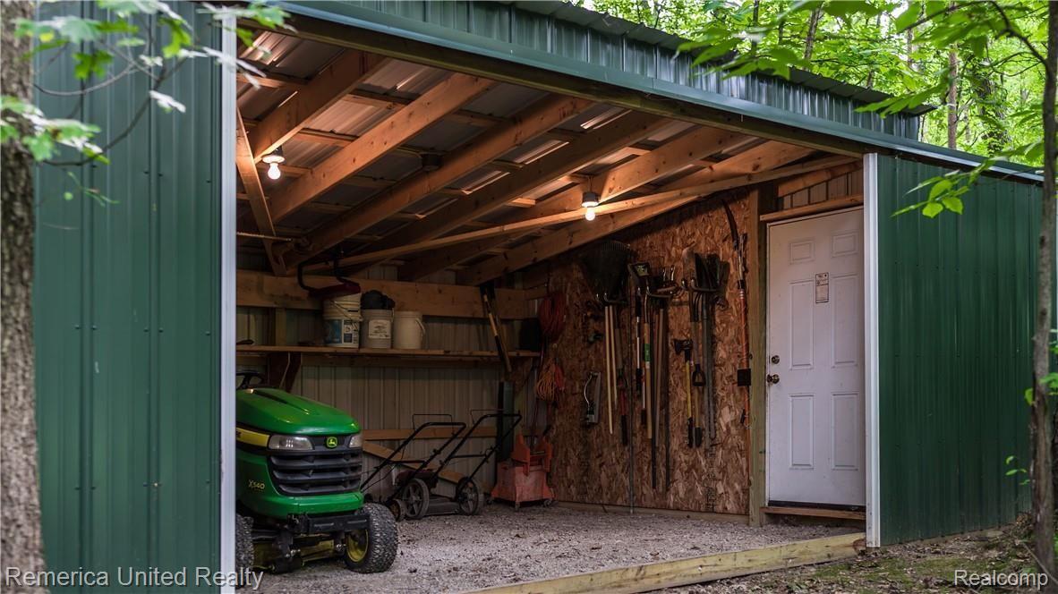 10336 Hartland Road Fenton, MI 48430 - Photo 28 of 38 unspecified.jpeg