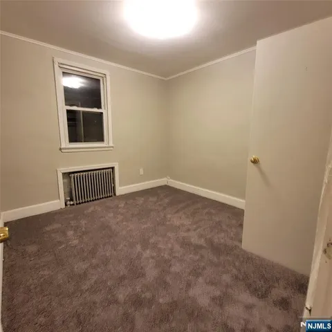 $2,050 | 206 Cambridge Avenue, Unit 2, Garfield, NJ 07026