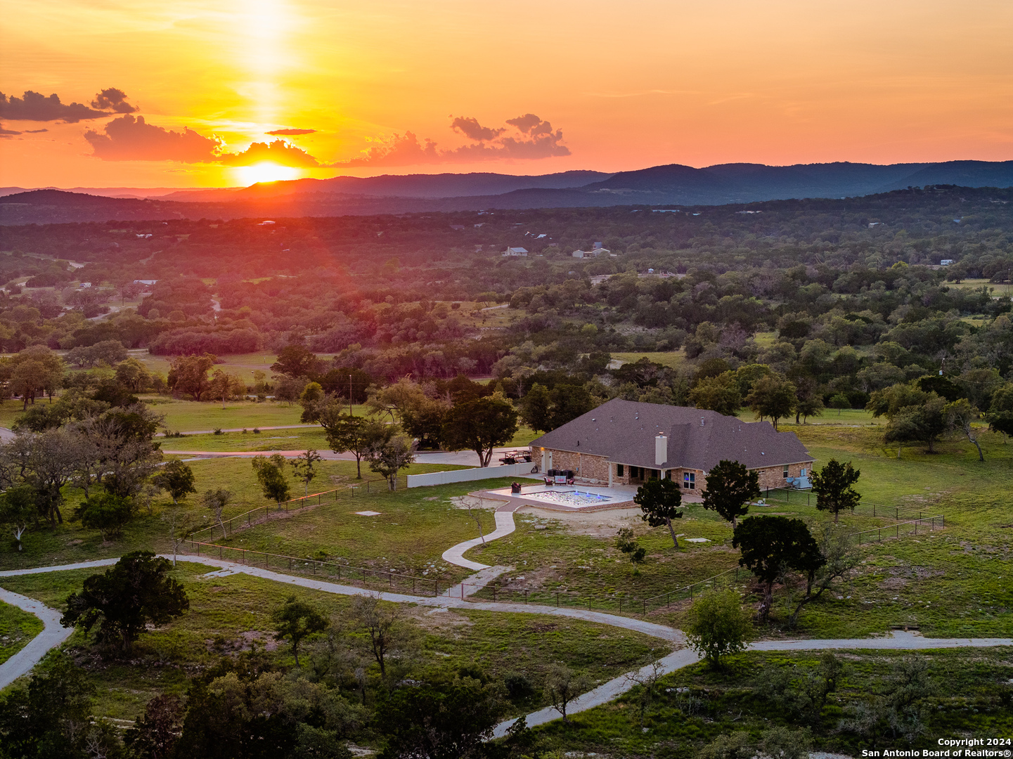 5228 Farm To Market Rd 3240