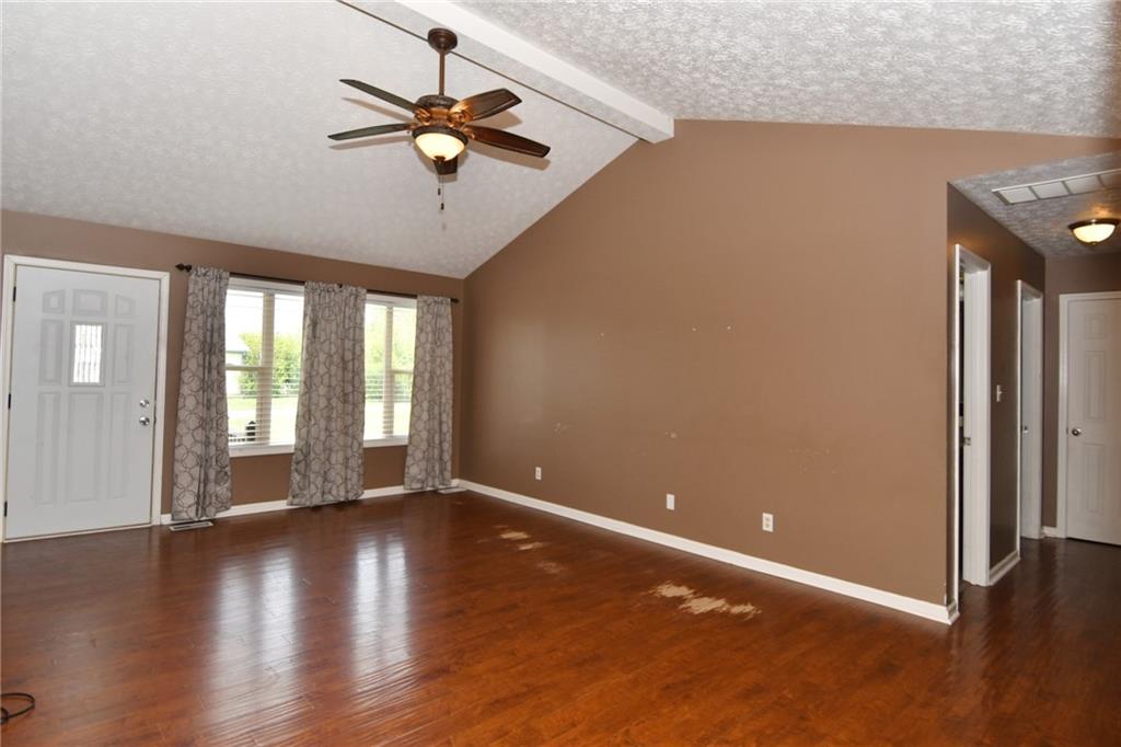 6103 Smokey View Road Mooresville, IN 46158 - Photo 8 of 39 Gallery Image 8