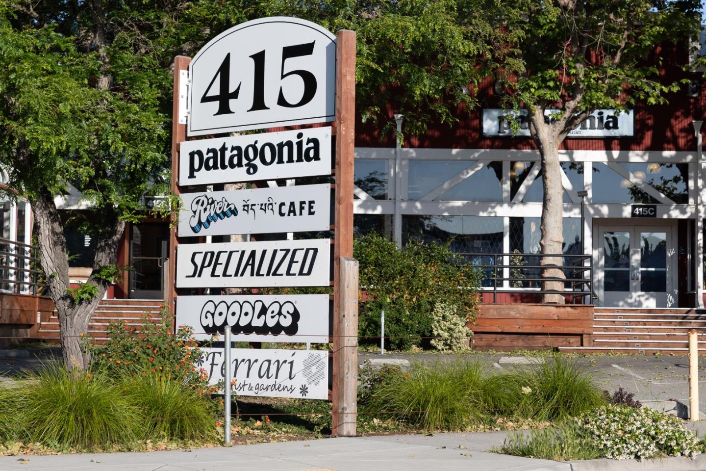 1644 Ocean Street Santa Cruz, CA 95060 - Photo 52 of 60 a sign on a street corner