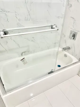 $2,998 | 282 North Street, Unit 2, Jersey City, NJ 07307