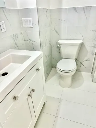$2,998 | 282 North Street, Unit 2, Jersey City, NJ 07307