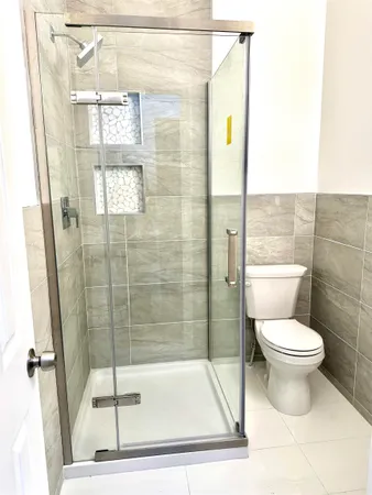 $2,998 | 282 North Street, Unit 2, Jersey City, NJ 07307