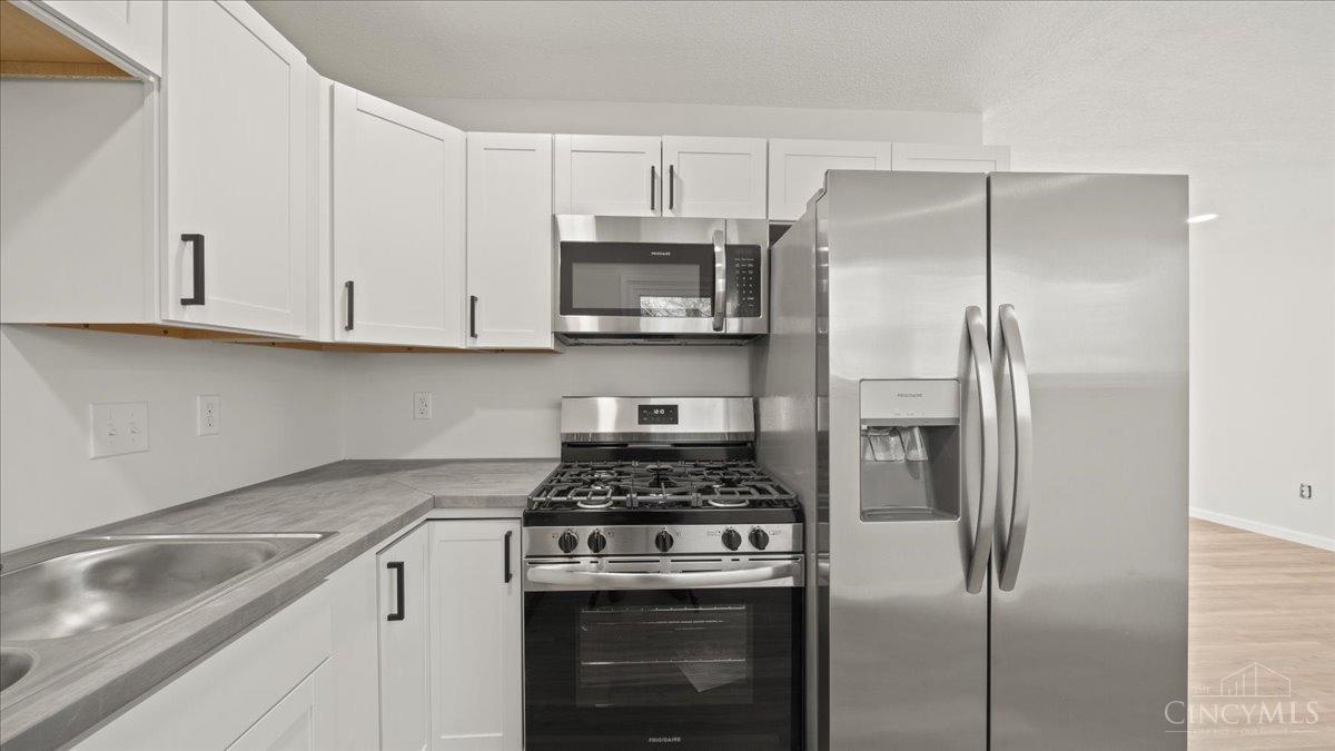 8457 Plainfield Road Cincinnati, OH 45236 - Photo 12 of 28 Gallery Image 12