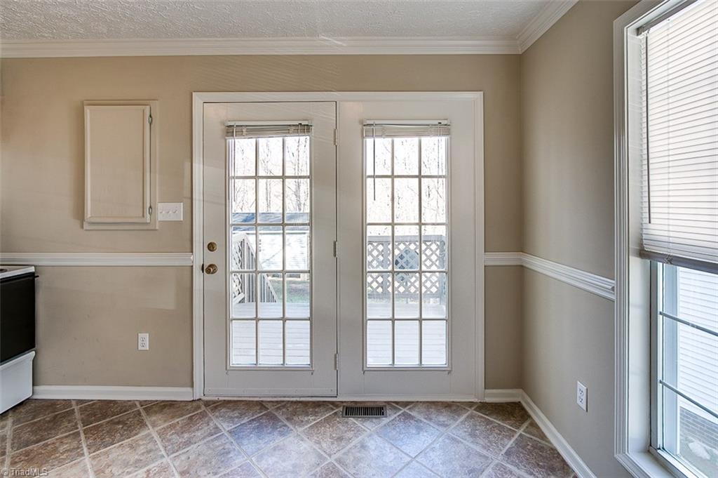 246 Hampton Road, Unit 8D Asheboro, NC 27203 - Photo 4 of 29 Gallery Image 4
