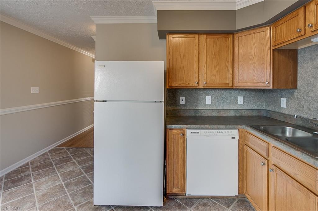 246 Hampton Road, Unit 8D Asheboro, NC 27203 - Photo 9 of 29 Gallery Image 9