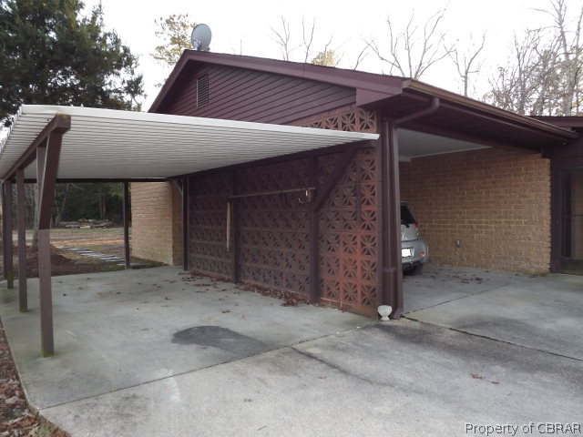 6733 Belroi Road Gloucester, VA 23061 - Photo 4 of 13