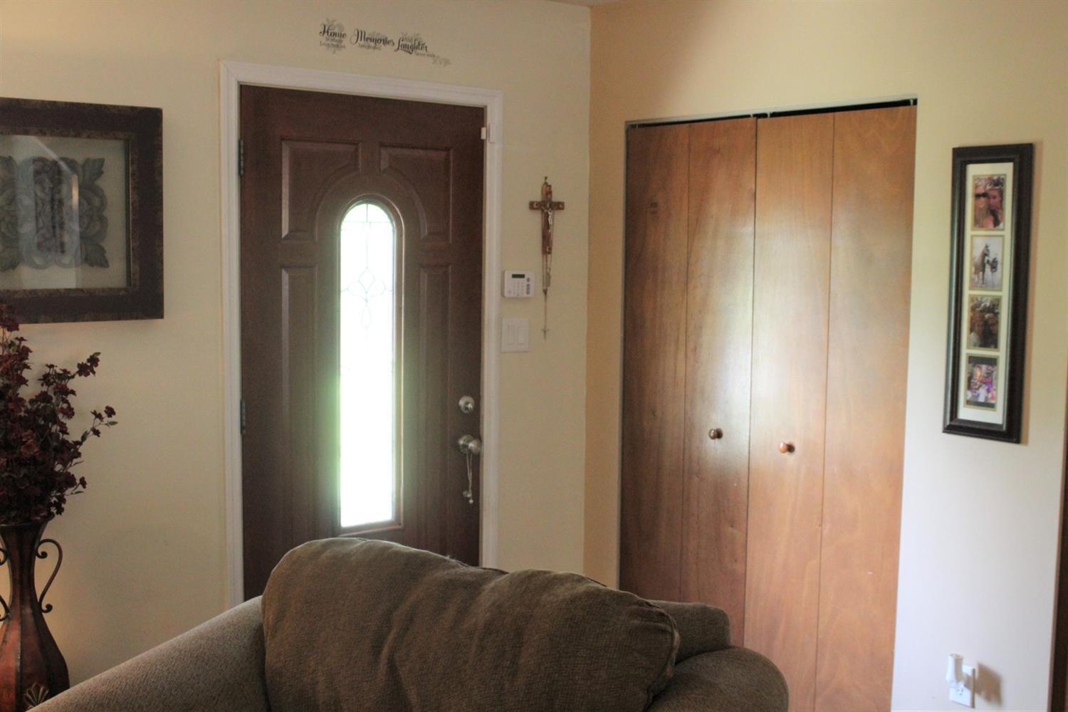 6998 Hearne Road Cincinnati, OH 45248 - Photo 6 of 44