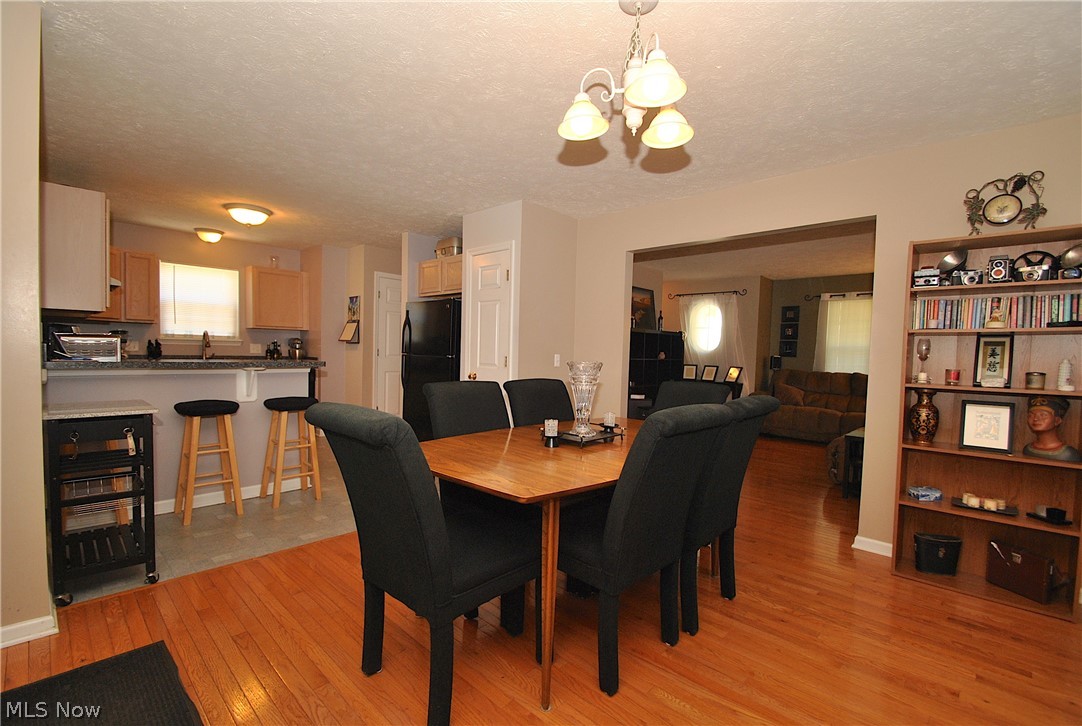 18100 Landseer Road Cleveland, OH 44119 - Photo 8 of 25 Gallery Image 8